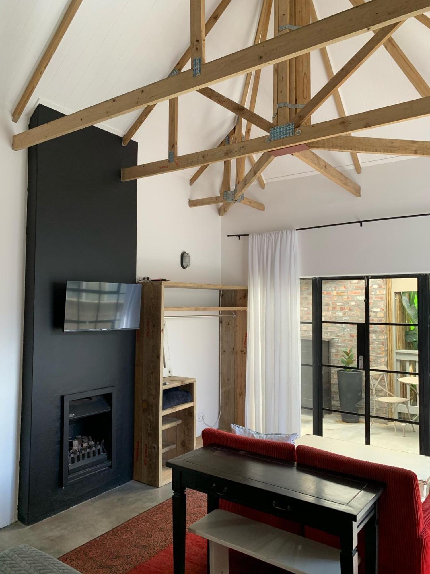 Comfortable 2-Bedroom Place With Indoor Fireplace Mossel Bay Exterior foto